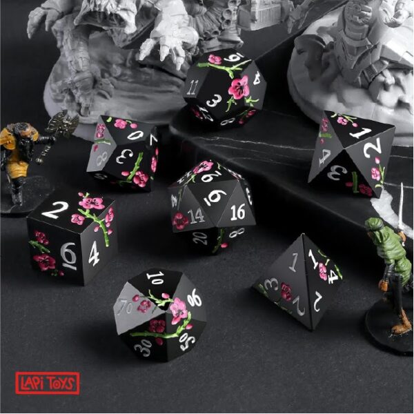 Polydice Black Fey Blossom - Metaal - 7 stuks - Inclusief dice bag - Zwart