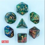 Polydice Damnation Runes - Acryl - 7 stuks - Inclusief dice bag - Groen/ Meerkleurig