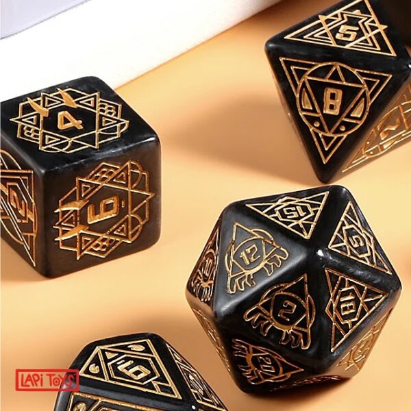 Polydice Zodiac Obsidian XL - Resin - 7 stuks - Inclusief dice bag - Zwart