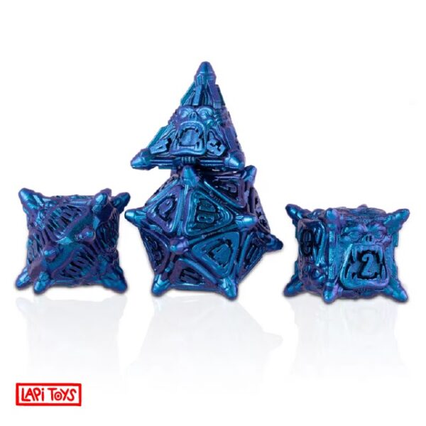 Polydice Electric Bite - Metaal - 7 stuks - Inclusief dice bag - Blauw