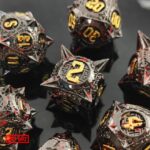 Polydice Bloody Executioner - Metaal - 7 stuks - Inclusief dice bag - Zwart/ Goudkleurig