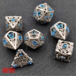 Hollow polydice Silver Serpent - Metaal - 7 stuks - Inclusief dice bag - Zilverkleurig