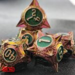 Polydice Illuminated Morningstar - Metaal - 7 stuks - Inclusief dice bag - Goudkleurig/ Groen