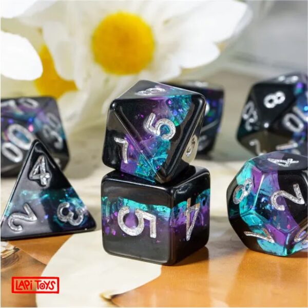 Polydice Nebula Aurora  - Resin - 7 stuks - Inclusief dice bag - Zwart/ Blauw/ Paars