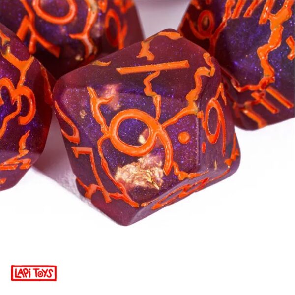 Polydice Cracked Earth - Resin - 7 stuks - Inclusief dice bag - Paars/ Oranje