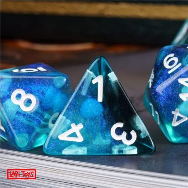 Polydice Ocean's Light - Resin - 7 stuks - Inclusief dice bag - Blauw